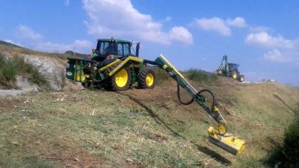 Al via lo sfalcio dell’erba sui fossi e canali di Castelfranco