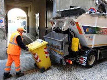 Rifiuti, venerdì 29 maggio sciopero generale dei sindacati autonomi
