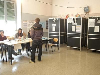 elettorale seggio elezioni ufficio di seggio 