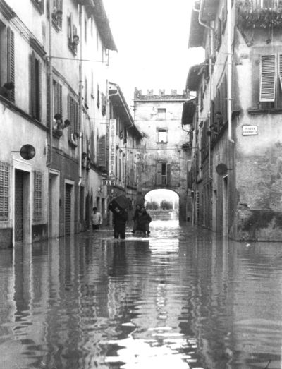 ALLUVIONE ESONDAZIONE ARNO 66 3