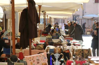 mercato modernariato 1