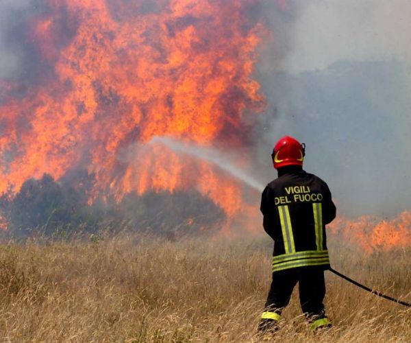 Da sabato 21 giugno scattano le disposizioni regionali per la prevenzione degli incendi boschivi