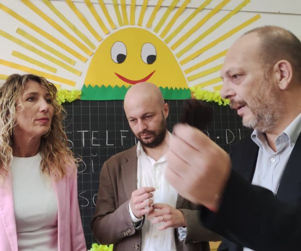 Prima campanella a scuola, il saluto degli amministratori a studenti e docenti per il nuovo anno