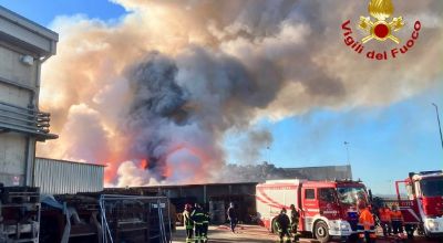 incendio ecoacciai pontedera